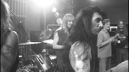 Manowar - Hinrich's Birthday - Bonus Material from Hell On Earth Part I (2000) [HD]