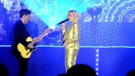 WIĘCEJ Ania Wyszkoni w Gogolinie W utworze Z ciszą pośród czterech ścian