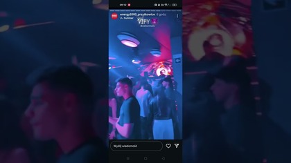 Produkcja: Grupa Kewin Sobczak S.A.

 Dołącz do naszych social-mediach:
 *Strona internetowa:* https://vhsfikcyjna.prv.pl/
 *CDA:* https://www.cda.pl/vhsmusic
 *Chomikuj:* https://chomikuj.pl/kewinsobczak
 *Odysee:* https://odysee.com/@VHSMusic:c
 *OK:* https://ok.ru/kewin.sobczak
 *Twitch (tylko gier):* https://twitch.tv/sobczakkewin
 *Facebook:* https://www.facebook.com/GrupaKewinSobczak/
 *X:* https://x.com/KewinSobczak
 *Instagram:* https://www.instagram.com/kewinsobczak_official/
 *TikTok:* https://www.tiktok.com/@kewinsobczak
 *Serwer Discord (kewinsobczak.2005#0428):* https://discord.gg/69kRKuYmCe
 *Tipply (tylko live):* https://tipply.pl/@kewinsobczak2005
 *Tipo (tylko przez SMSa i live):* https://tipo.live/p/kewinsobczak

 Adres kontaktowy:
Grupa Kewin Sobczak S.A.
ul. Słowackiego 5/2
44-230 Czerwionka-Leszczyny
e-mail: sobczakkewin2005@gmail.com
tel. +48 539 045 279

 Muzyka w tle i efekty dźwiękowe używane przez ten kanał
- YouTube Audio Library
- Audio Network
- Extreme Music
- Paris Music
- Universal Music Group
- Sony Music Entertainment
- Warner Music Group
- Soundcloud
- Artlist

 Materiały wideo wykorzystywane przez ten kanał
- Kapwing
- Windows Movie Maker
- Microsoft Paint
- Canva
- Clipchamp

 Materiały fotograficzne wykorzystywane przez ten kanał
- Microsoft Paint
- Canva

 Materiały lektor wykorzystywane przez ten kanał
- TextMagic

 Art. 29. Prawo cytatu
- Wolno przytaczać w utworach stanowiących samoistną całość urywki rozpowszechnionych utworów oraz rozpowszechnione utwory plastyczne, utwory fotograficzne lub drobne utwory w całości, w zakresie uzasadnionym celami cytatu, takimi jak wyjaśnianie, polemika, analiza krytyczna lub naukowa, nauczanie lub prawami gatunku twórczości.

#KewinSobczak #GrupaKewinSobczakSA #Produkcja