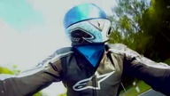 AUDI R8 V8 vs GSX R 1000 K9