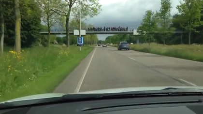 Jedziesz sobie spokojnie, aż tu nagle   