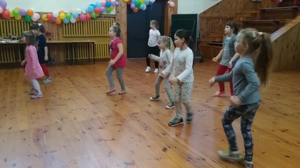 Poniedziałkowe zajęcia taneczne dla najmłodszych w Domu Kultury w Markuszowie
