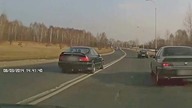 Niebezpieczne wyprzedzanie w wykonaniu czarnej Hondy [Bez Trzymanki]