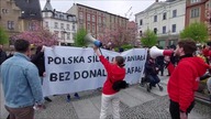 Kontrmanifestacja na wiecu Trzaskowskiego w Wałbrzychu