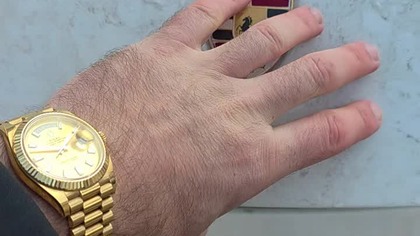 Życie jest zbyt krótkie żeby nosić zegarek Apple i jeździć teslą