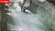 LeBron James Mural Vandalism Video - LiveLeak