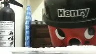 Henry wciąga kreche 
