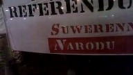ZAKRZEWSKI MALUJE PODEST