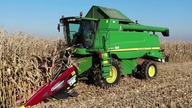 Żniwa kukurydziane 2021 w obiektywie - John Deere W 540, 310R, 7820, 6110MC