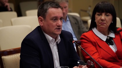 Radny Banasik alarmuje: nieczystości z Jaworzna trafiają prosto do Przemszy