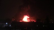 Słup ognia nad Poznaniem.  Płonęła hala z herbatą i trampolinami