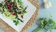 Obiad w 10 minut: Spaghetti z cukinii z pietruszkowym pesto