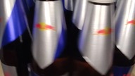 Zamówienia klientów.  Red Bull w szklanej butelce!