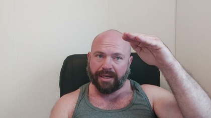 Szkolenia specjalistyczne.  Ratownicy medyczni, walka w autobusie ..