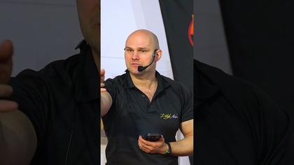 Twoja kasa? No chyba nie.  Tomasz Dorożała do dzieci Bożych