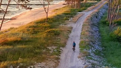 Rowerem zdluz Baltyku  dlaczego warto zmienić oficjalna trasę?