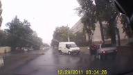 Studzienka zaatakowała busa