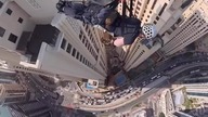 MENTZEN ZJECHAŁ W DUBAJU NAJDŁUŻSZĄ TYROLKĄ NA ŚWIECIE! 