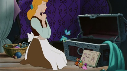 When Cinderellas cruel stepmother prevents her from attending the Royal Ball, she gets some unexpected help from the lovable mice Gus and Jaq and from her Fairy Godmother.