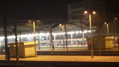 Starcie pseudokibic&oacute;w Widzewa Ł&oacute;dź z policją na Katowickim dworcu