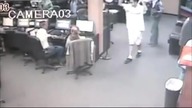 Starszy mężczyzna udaremnia napad
