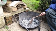 #258 Popiół drzewny jako nawóz - czwarta warstwa do grządki no-dig!