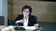 JOŃSKI kontra WITEK.  Myślałem, że nie muszę pani mówić co to jest reasumpcja