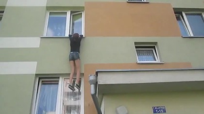 Gimbaza ucieka z domu