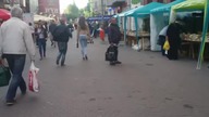 Facet daje klapsy na mieście