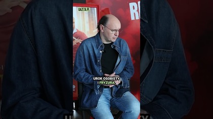 Urok osobisty i fryzura.  Adam Woronowicz zdradza sekret grania serialowego amanta #shorts