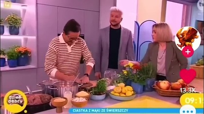 NAZIŚCI, TVN I JEDZENIE ROBAK&Oacute;W