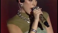 Bambi na dachu McDonalds live