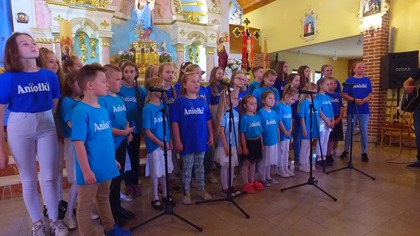 Obudź mnie w wykonaniu scholi Aniołki z Markuszowa