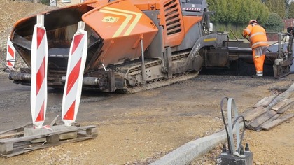 Przebudowa ulicy Szczakowskiej - asfalt już położony