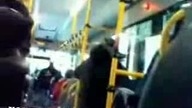 Głupek w autobusie