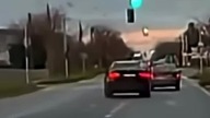 Szybka karma.  Wyprzedzanie na pasach i od razu policja.   #karma #policja #droga