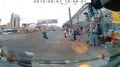 Myślała, że da rade [+18]