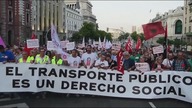 LiveLeak - Hundreds of metro workers protest against deteriorating working conditions in Madrid