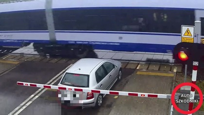 AutoSzkodniki #33  Pociąg tuż przed maską, 212 km/h i auto w cukierni.  Co zarejestrowały kamery?