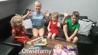 Test kids dziecko Niemieckie i Hiszpańskie słodycze