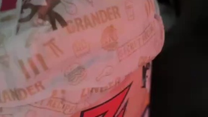 KFC; kto chce, ten je.  Secik nie!