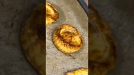 Słodkie KOSZYCZKI z ciasta francuskiego - efektowny deser #shorts #ciasto #wielkanoc #koszyczek