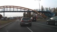 Bandyta z Warszawy na drodze!