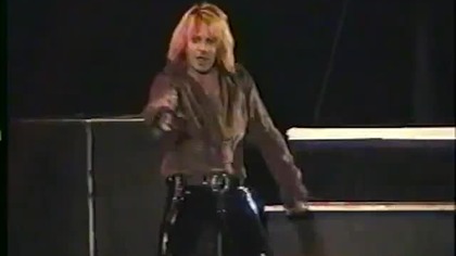 M&ouml;tley Cr&uuml;e - Live In San Francisco 12/02/1997 [Full Concert]