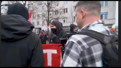 Organizacja terrorystyczna Antifa w Polsce, jest finansowana przez georga sorosa do destabilizacji krajów pod rząd globalny