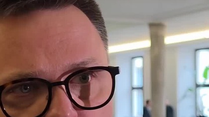 HOŁOWNIA O REGULACJI BITCOINA I AI