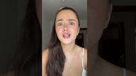 Magiczny błyszczyk ZMIENIA KOLOR UST!