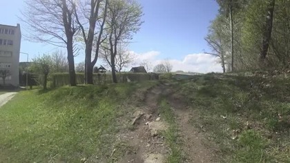 Wejście z ul. Słowackiego na Górę Parkową w Kamiennej Górze, 20.04.25 r.