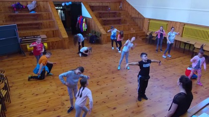 Zajęcia taneczne dla młodzieży odbywające się w czwartki w Domu Kultury w Markuszowie #6