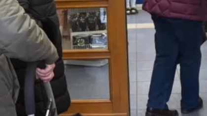 Poczta Polska: Długie kolejki, godzina czekania i skargi mieszkańców